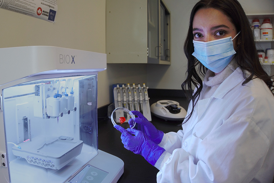 NIC alum on cutting edge of bio-medical...